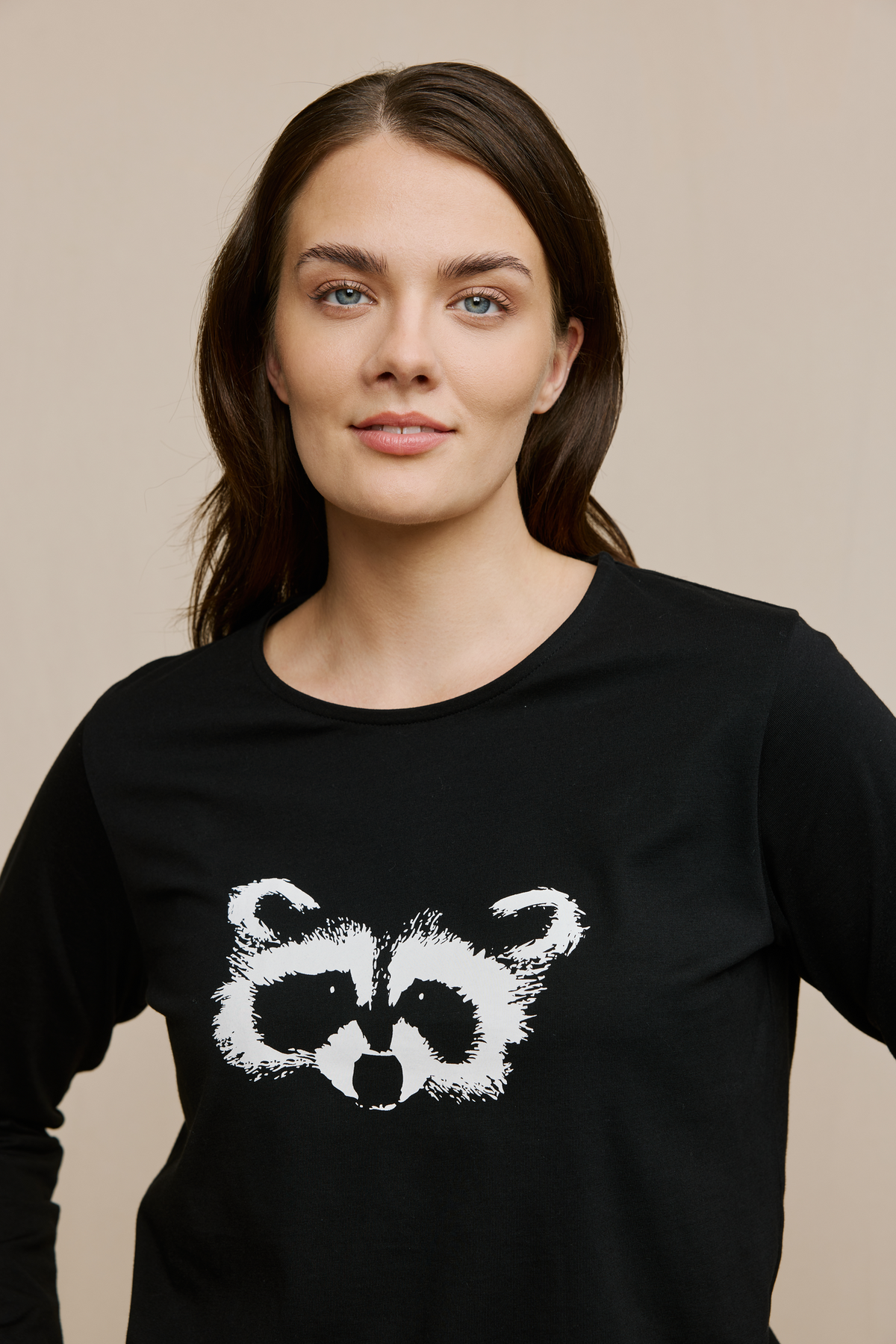 FW22001-999-L_2; Finlayson Pesue Pitkähihainen paita Musta / L 
