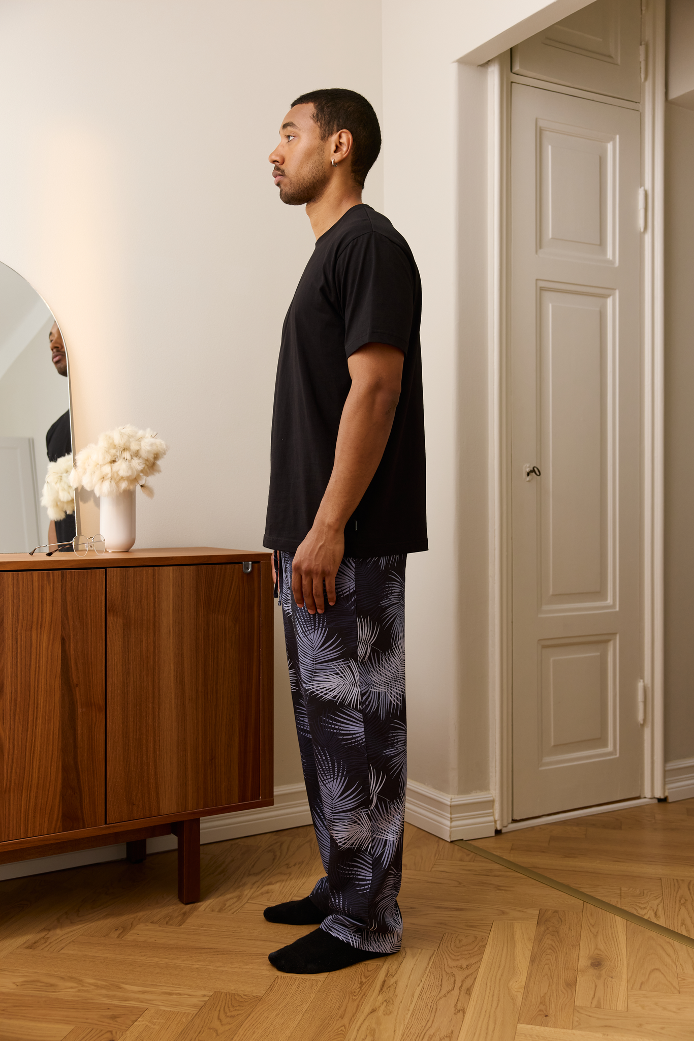 FM10001-961-M_4; Finlayson Palma Pyjama Musta / Sininen / M 